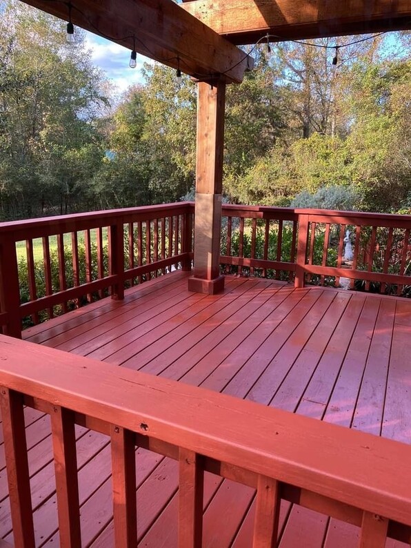 Deck Cleaning & Staining In Shavano Park, TX (1) Thumbnail
