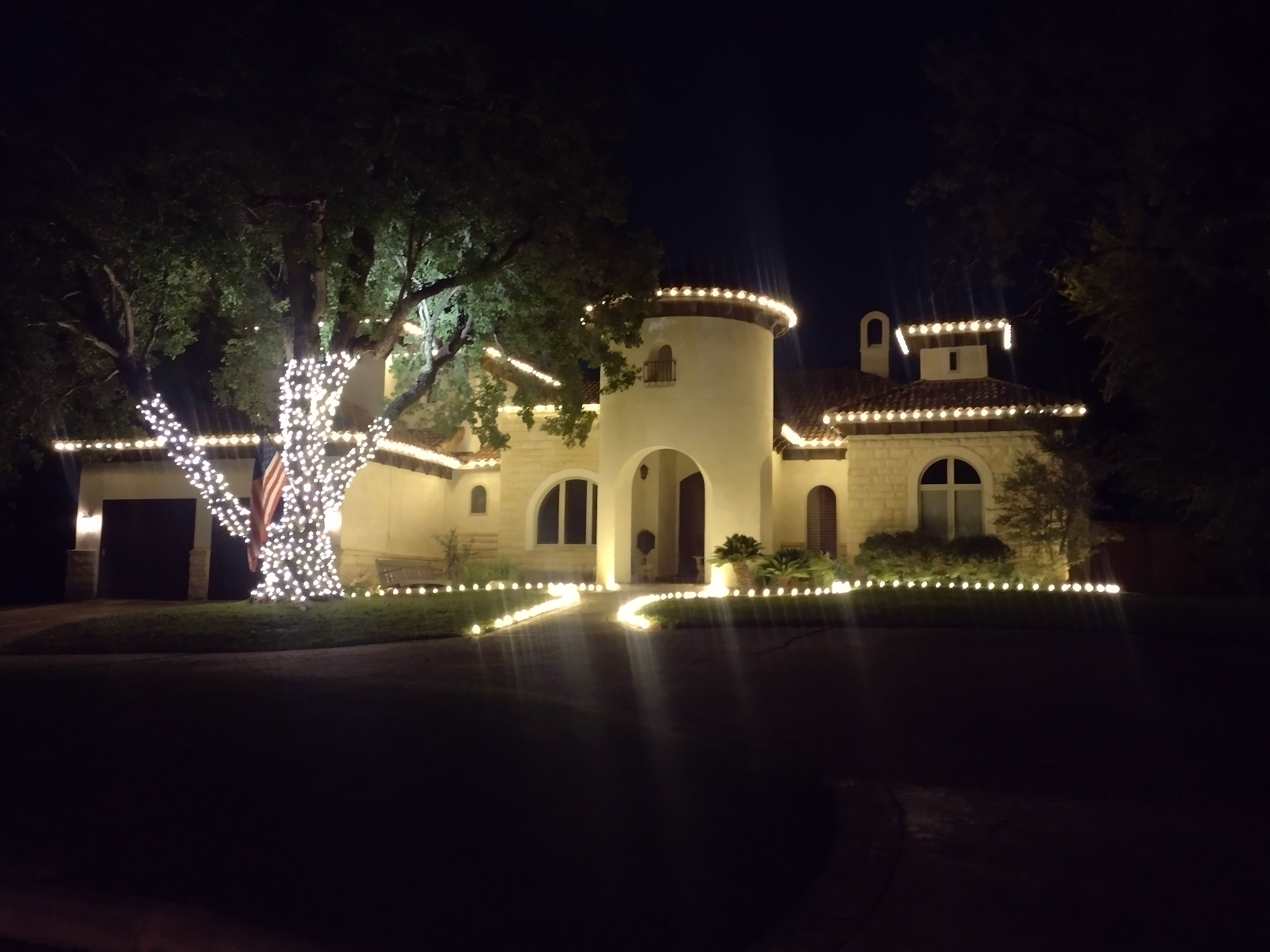 Professional Commercial-Grade Light Installation in San Antonio, TX Thumbnail
