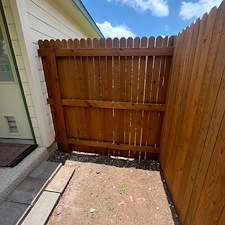 Professional-Fence-Restoration-Staining-in-Cibolo-TX 5