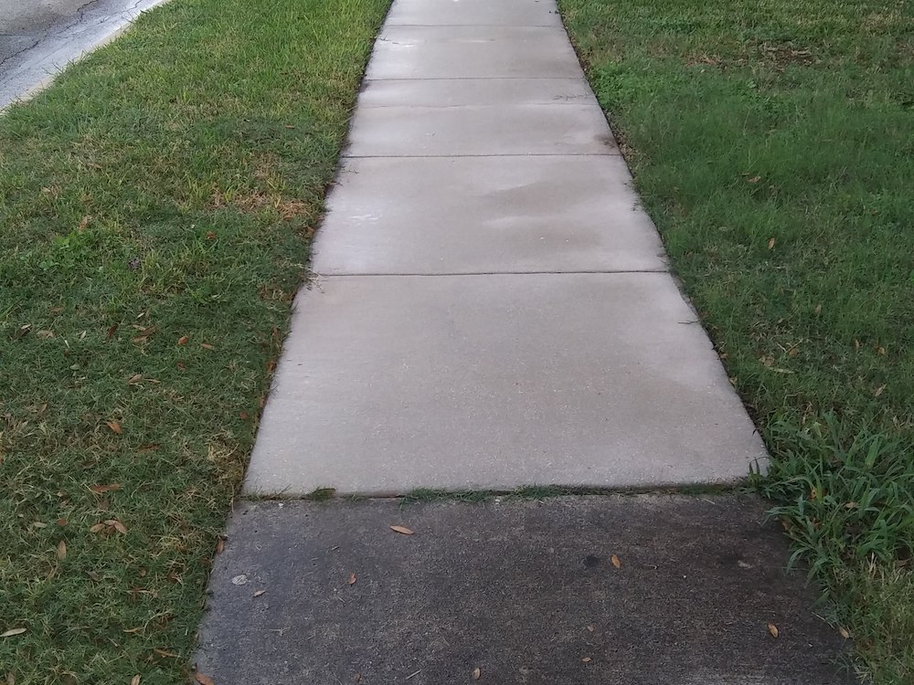 Top Quality Sidewalk Cleaning In San Antonio, TX Thumbnail